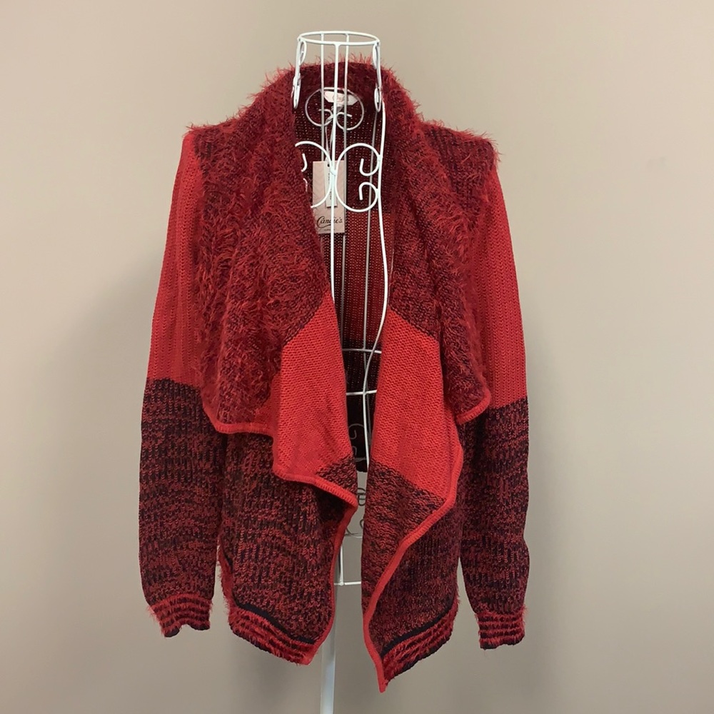 Knit/ fuzzy